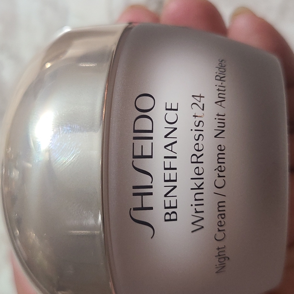 SHISEIDO benefiance wrinkle resist24